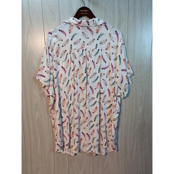 Torrid 5 Plus Size 5X Feather Print Button Up Shirt Short Sleeve Top Blouse - Picture 2 of 5